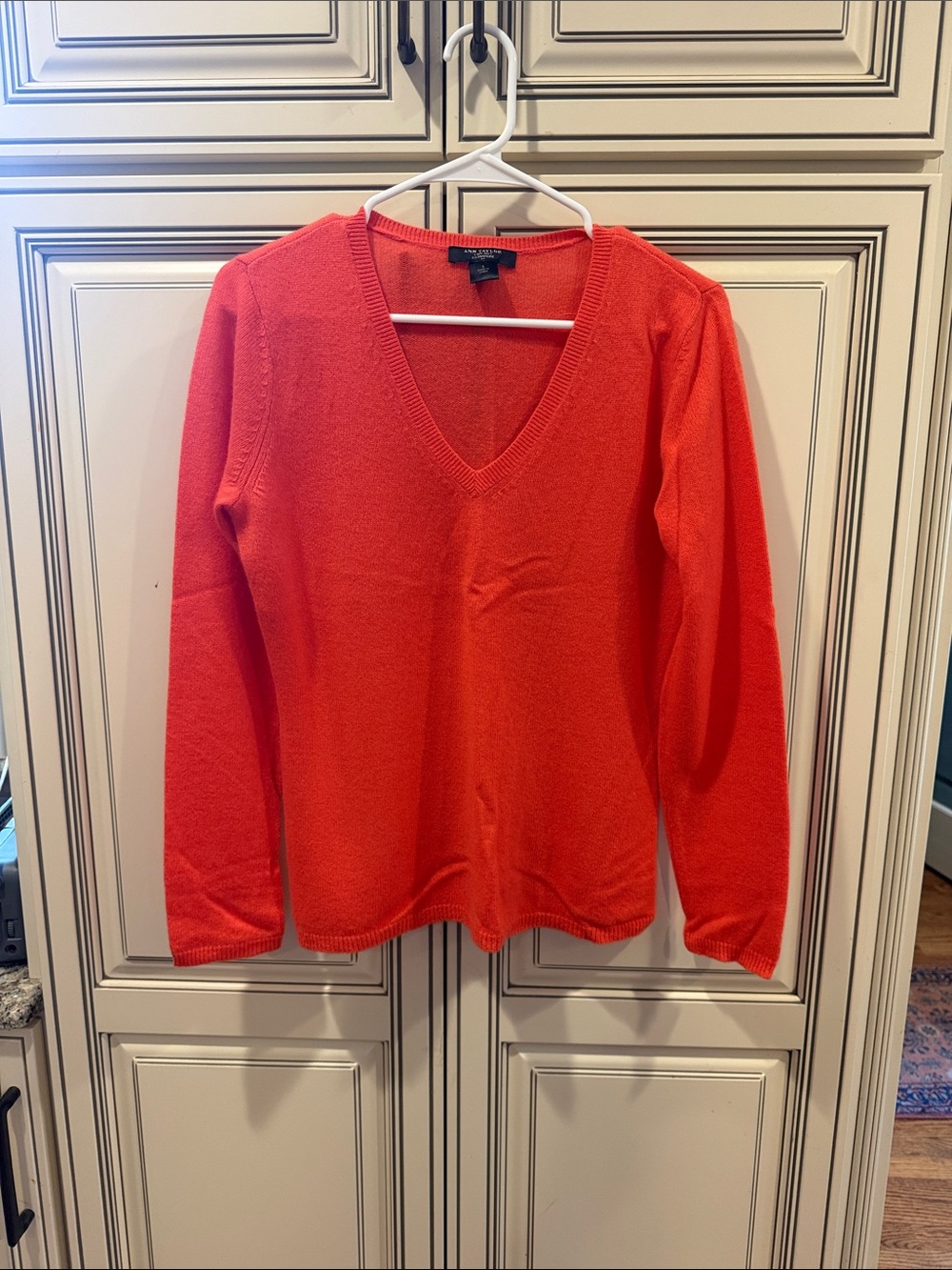 Ann Taylor 100 percent  Cashmere V-Neck Sweater in orange